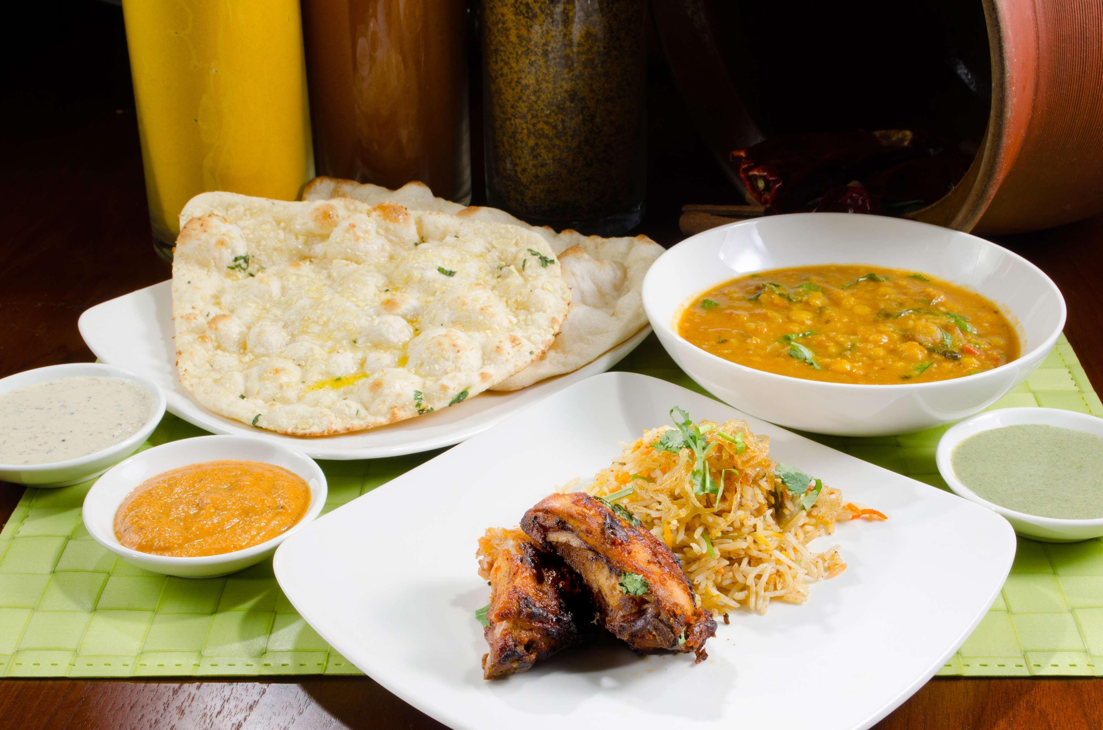 Hotel Hyatt Regency Kinabalu Kota Kinabalu Esterno foto Indian cuisine